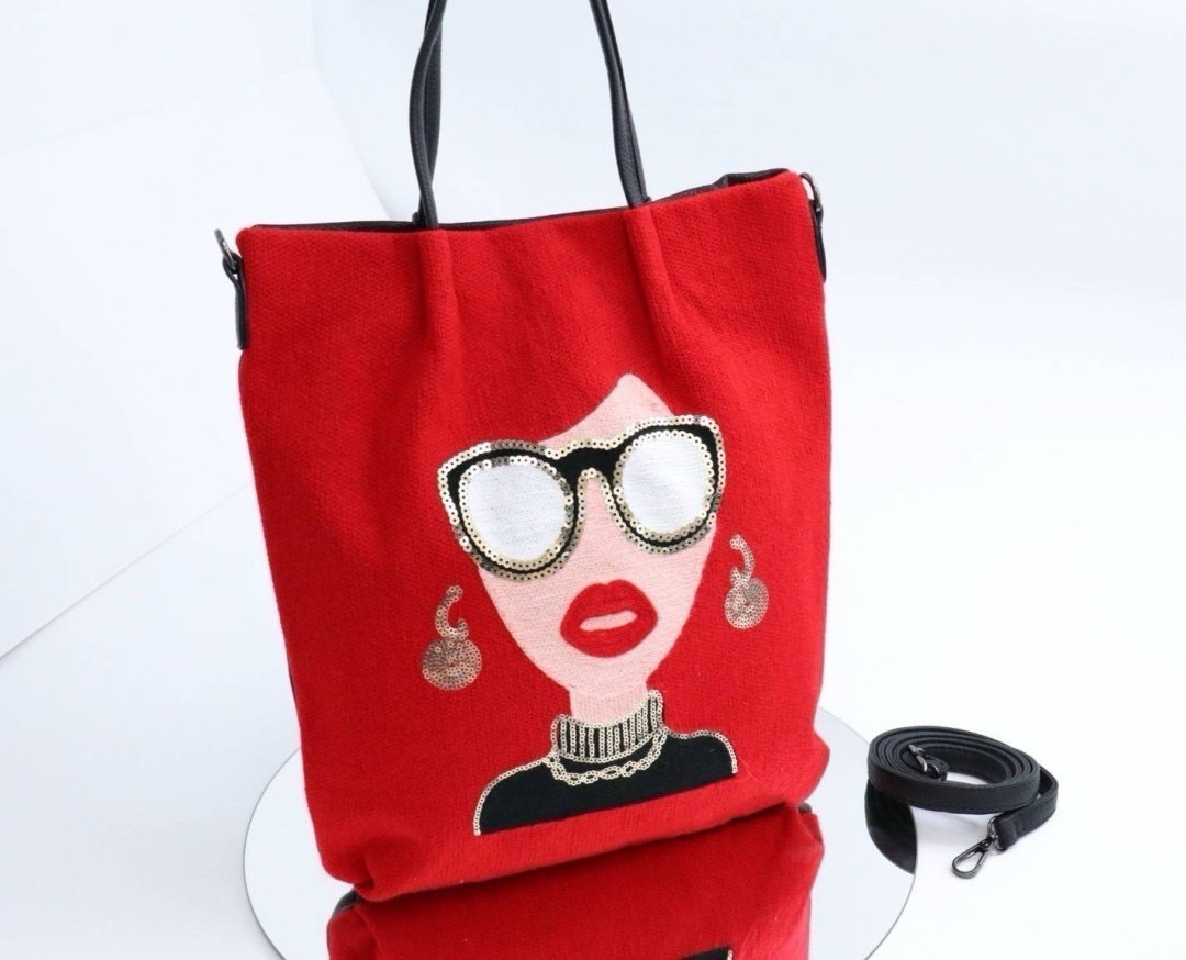 ALICE กระเป๋าสไตล์ญี่ปุ่น รูปตุ๊กตาแป๋วแว๋ว น่ารักน่าใช้ น้ำหนักเบา ใส่ของได้จุๆ