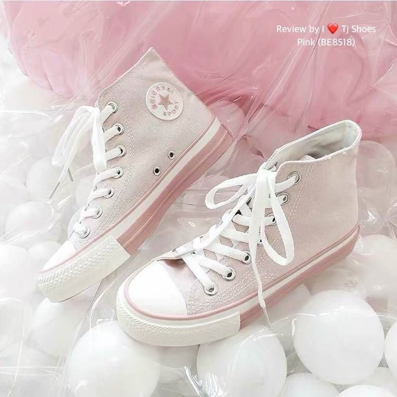 พร้อมส่งเกร๋ขนาดนรี้ อดใจไหวหรอ !!! รองเท้าเพื่อสุขภาพนำเข้า ใช้วัสดุอย่างดีทั้งหมด ส้นยางคุณภาพอย่างดี บิดงอได้ ใส่นิ่มเดินนุ่มสบายสุดๆ ใส่กับชุดอะไรก็ดูเกร๋ เป๊ะเว่อร์มาก ใส่ได้ตลอดไม่มีเอ้าท์ ของจริงงานดีสวยเป๊ะมาก สวยเกินราคา เป็นรุ่นที่ทางร้านแนะนำ ร