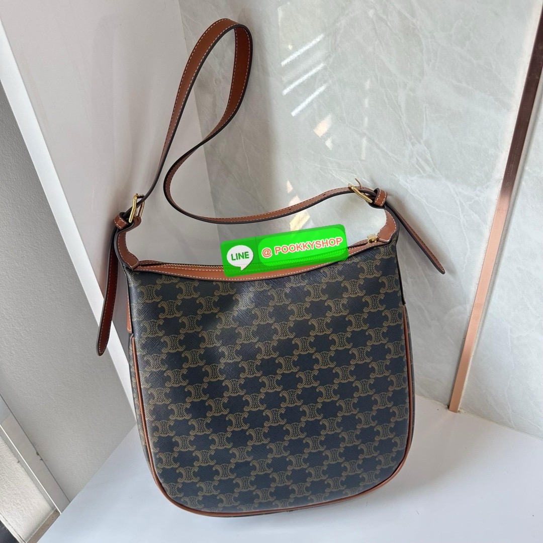 CELINE HELOISE CUIR TRIOMPHE BAG IN TRIOMPHE CANVAS AND CALFSKIN TAN 🔖กระเป๋าสะพายทรง HOBO รุ่นฮอตตลอดไม่มีเอ้าท์ ใบใหญ่จะสัมภาระได้เยอะ