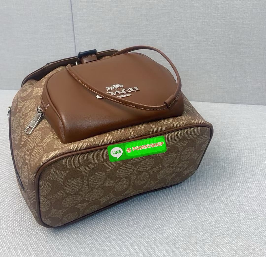 COACH PACE BACKPACK COACH CR100 | Refined calf leather | Inside zip and multifunction pockets | Drawstring and speedclip closures, fabric lining | Handle with 3" drop | Outside zip pocket | Outside zip access to interior |