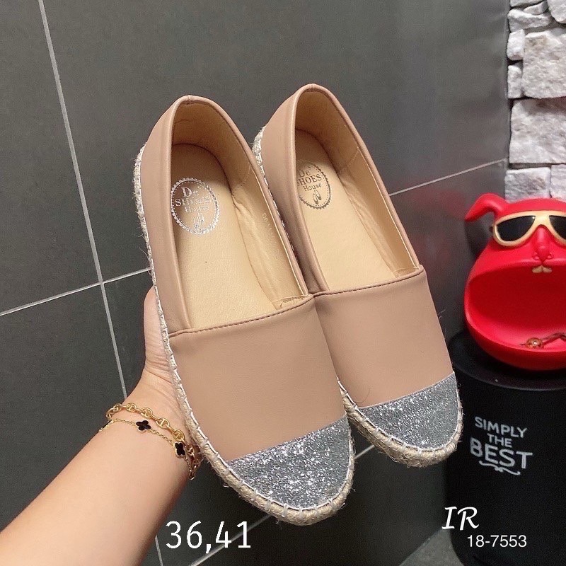 SALE ลดกระหน่ำเคลียร์สต๊อก 450 ส่งฟรี ems เลยจ้า สินค้าใหม่ไม่มีตำหนิ