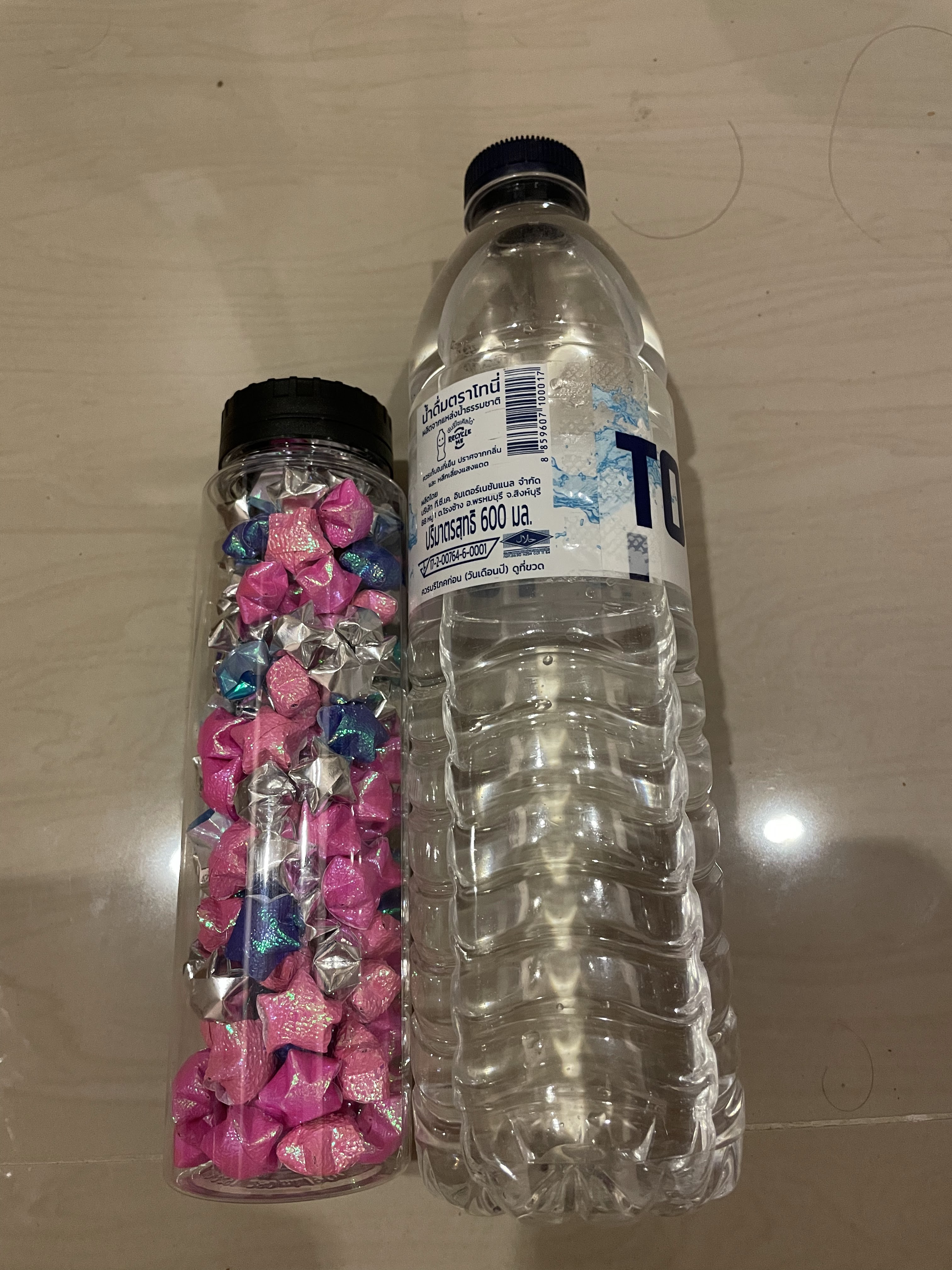 ดาวกระดาษคละสีคละขนาด 170 ดวง + ขวดพลาสติกใส
