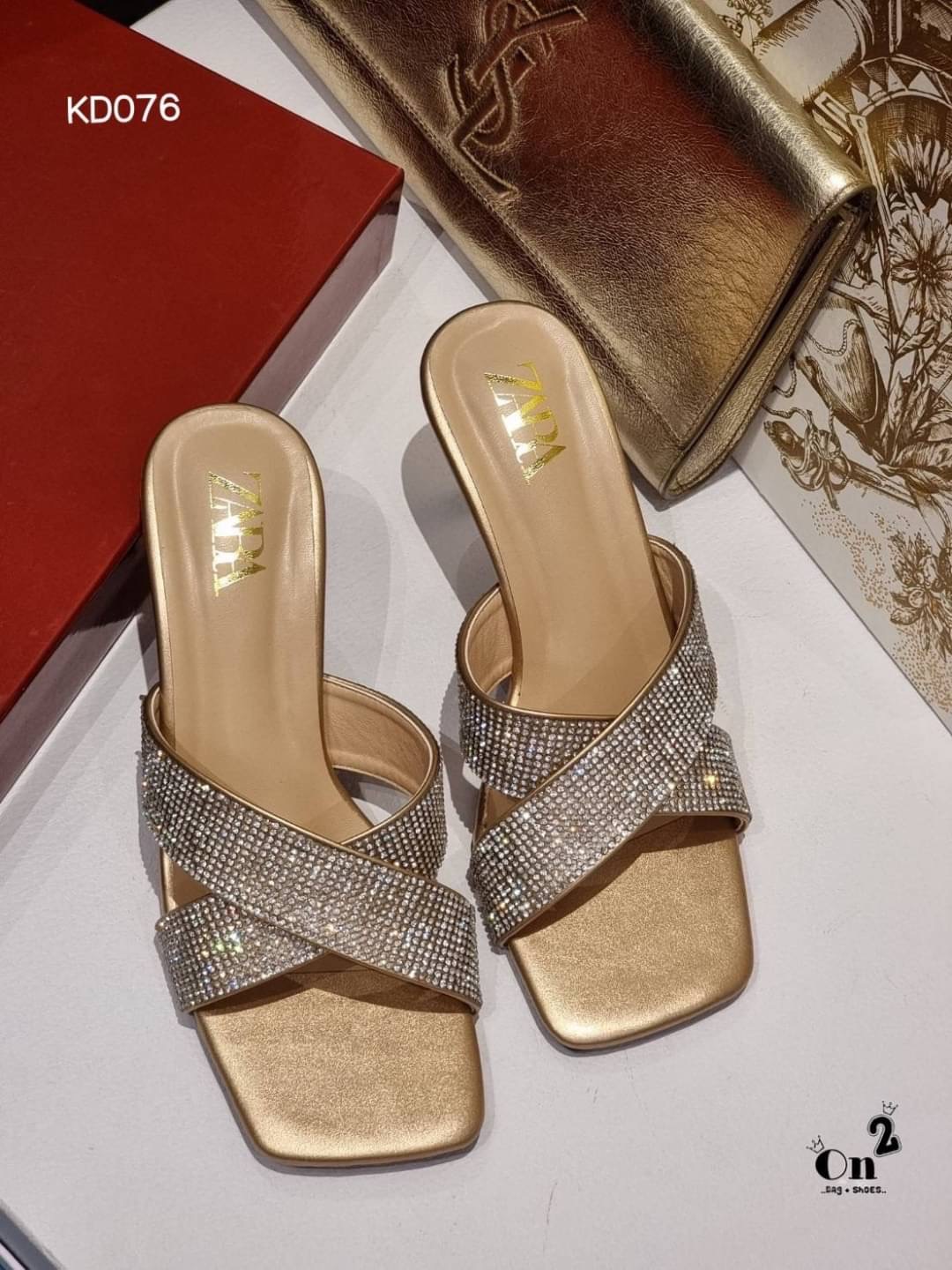 รองเท้าส้นสูง Zara หน้าไขว้ประกายเพชรสูง 3" งานสวยหรูอัพลุคให้ดูแพง ใส่ง่ายเข้าได้กับทุกชุดค่ะ