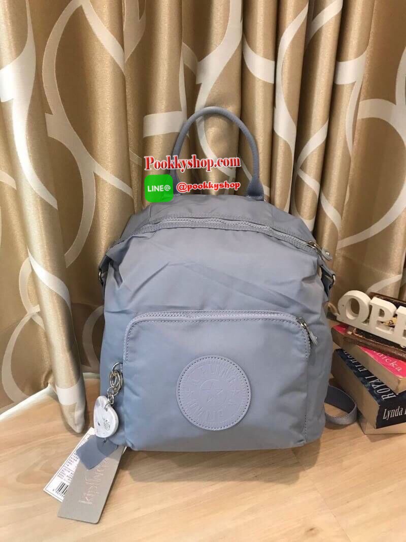 Kipling Naleb Backpack กระเป๋าเป้สะพายวัสดุไนล่อนหนาคุณภาพดี มีคุณสมบัติกันน้ำ ด้านหน้ามีช่องซิปใช้งานได้จริง ช่องใหญ่เปิดปิดด้วยซิปเดียว ภายในกว้าง ใส่มินิไอแพคกระเป๋าสตางค์ยาวได้ และยังมาช่องซิปและช่องเล็กแยกเป็นสัดส่วน ด้านหน้ายังประดับพวงกุญแจเซรามิคร