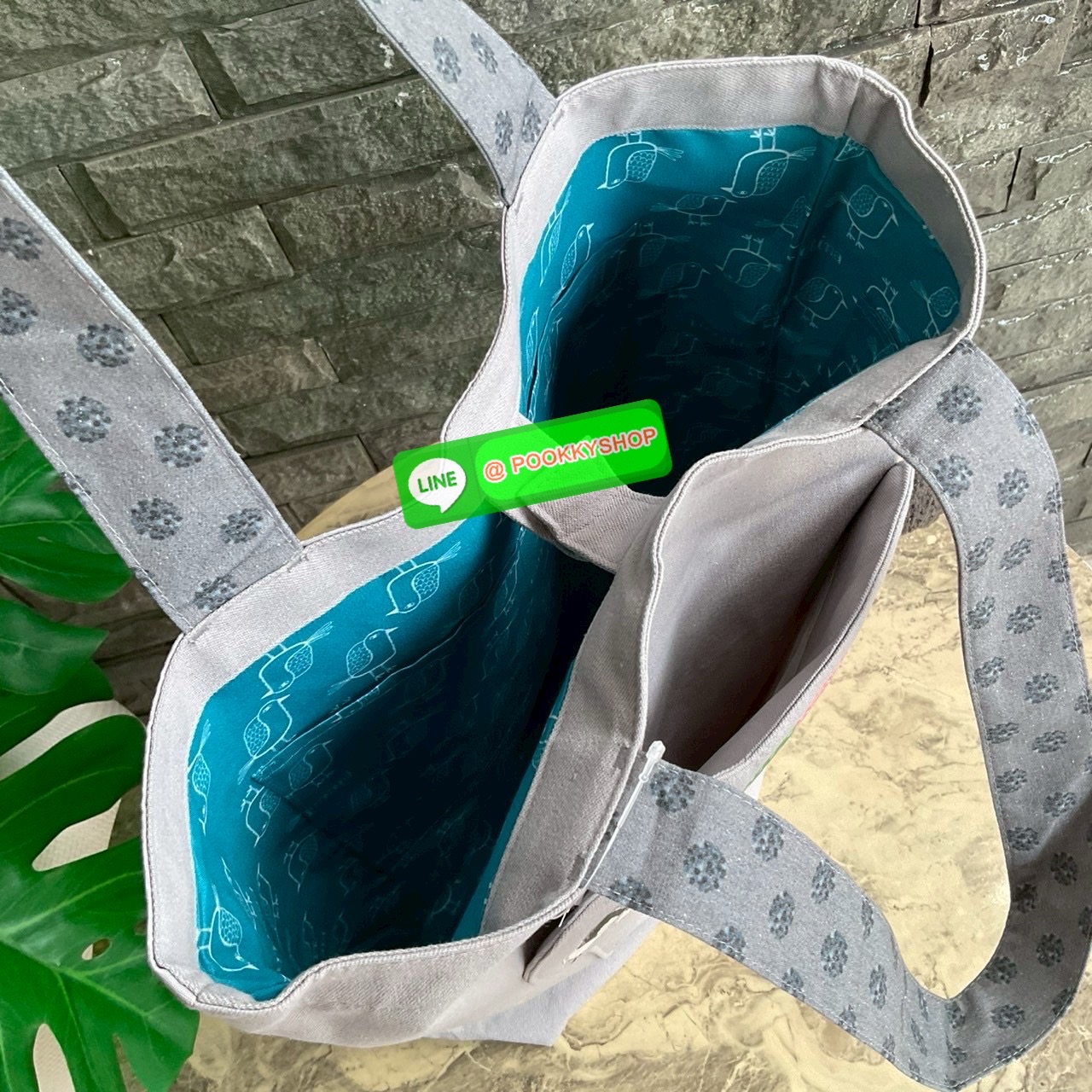 Japanese Kusuguru คุซูกุรุญี่ปุ่นแท้ กระเป๋าสะพายทรง Tote Matilda สะพายไหล่ ปักลายแมวขนนุ่มน่ารักมาก