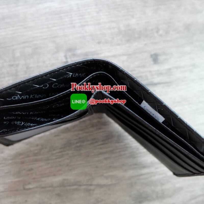 Calvin Klein Leather Credit Card Fold with Metai Clio Key Fob Set กระเป๋าสตางค์ใบสั้น Set สุดคุ้มมอบให้เป็นของขวัญหรือใช้เองก็แนะนำค่ะ