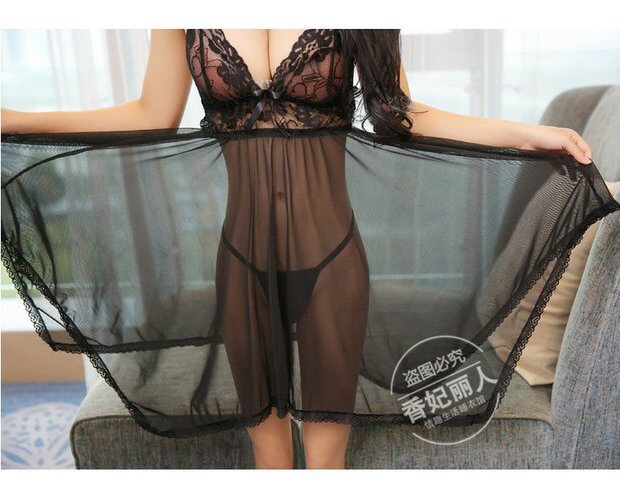 ชุดนอนเซ็กซี่ ชุดนอนซีทรู สีดำ แต่งลูกไม้ ช่วงอก ชายเล่นระดับ เนื้อผ้าเกรดพรีเมี่ยม ทิ้งตัว สวยหรู มากคะ +G-string เข้าชุดคะ