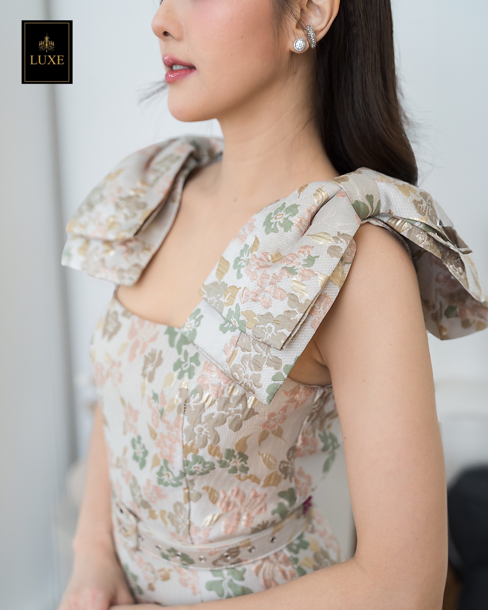 เดรสแฟชั่น เดรสเสื้อกล้ามแขนกุด กระโปรงบาน