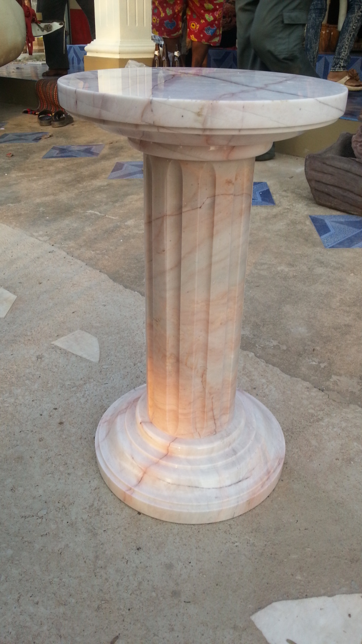 เสาโรมัน ขนาดสูง 100 เซนติเมตร กว้าง 20 เซนติเมตร