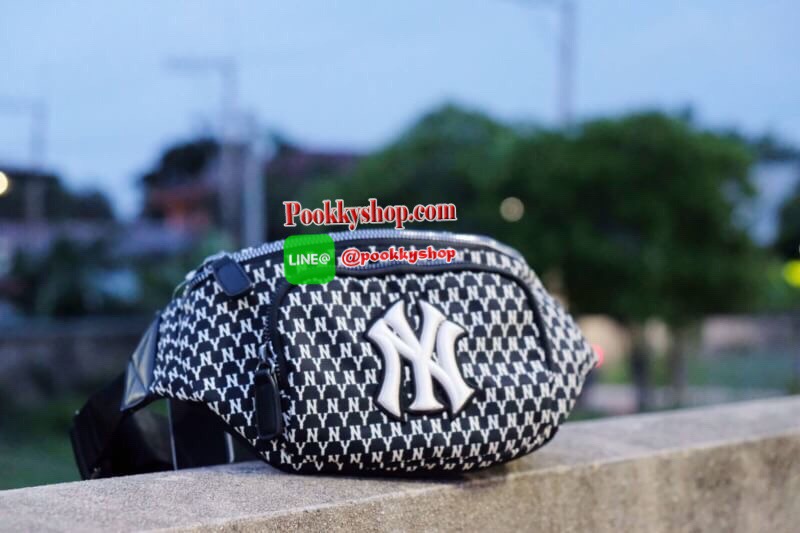 New สวยมากกกของมันต้องมี💥💥 ‼️พร้อมส่ง ‼️🎒กระเป๋า คาดอก คาดเอวNy รุ่นใหม่ล่าสุด สวยมากกของแท้💯 💥💥💥💥สายปรับขนาดได้ คอลใหม่ล่าสุดเป็นไอเท็มหายาก พร้อมส่งไม่ต้องรอพรีค่ะ✨