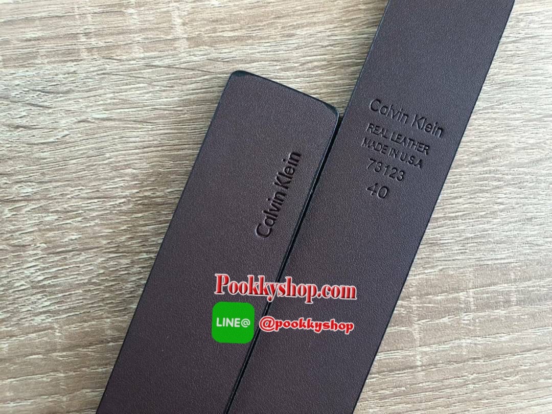 CALVIN KLEIN BELT AND BUCKLE SET เซตเข็มขัดหนังวัวแท้คุณภาพดี ในเซตประกอบด้วย หัวเข็มขัดโลหะ 2 หัว 2 แบบ พร้อมกับเข็มขัดหนังเรียบ 1 เส้นที่สามารถใช้ได้ทั้ง 2 ด้านสีดำสลับน้ำตาล สวยน่าใช้มากๆค่ะ