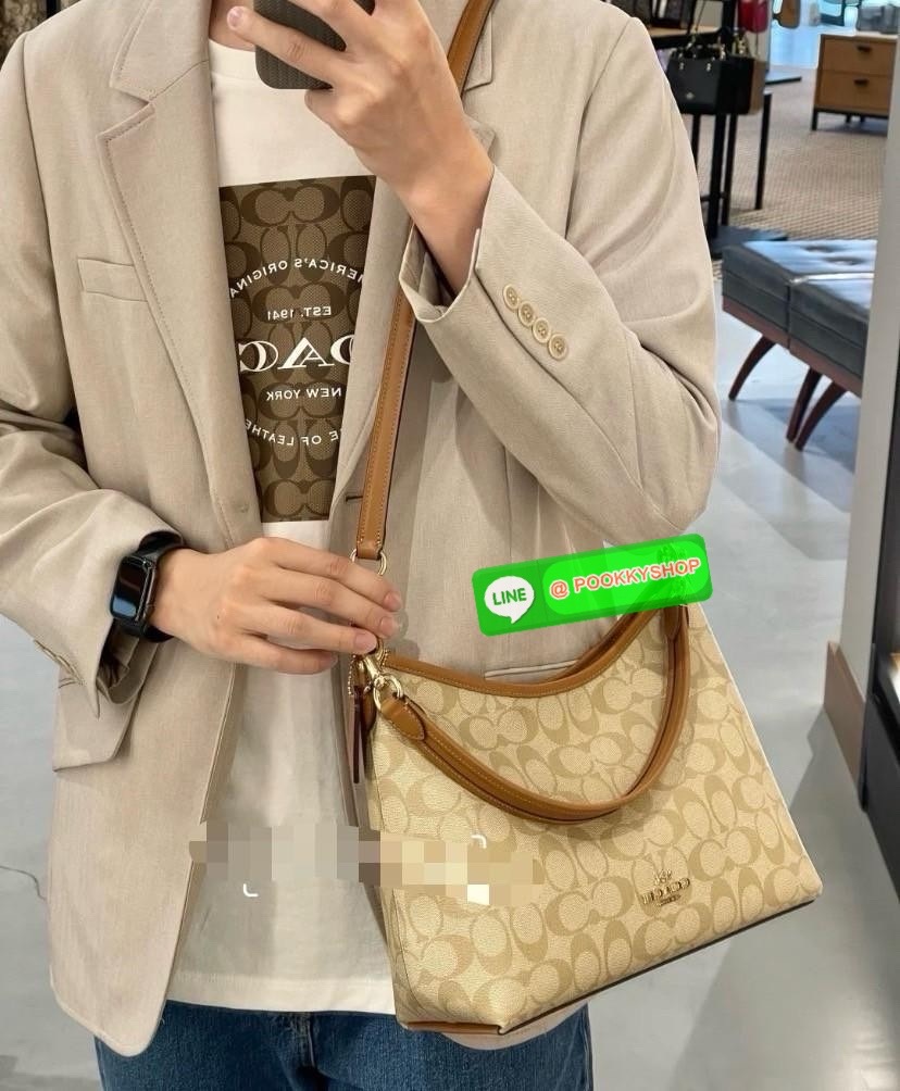 Coach Laurel Shoulder Bag Black CR148 🔖กระเป๋าสะพายข้าง/ไหล่ ทรง hobo สวยทันสมัยไม่มีเอาท์ 🔖วัสดุ : pebble leather 🔖เปิด - ปิด แบบซิปบน ภายในช่องโล่งกว้าง มีช่องรับแยกสองช่องมีซิปหนึ่งช่อง จุของได้เยอะ