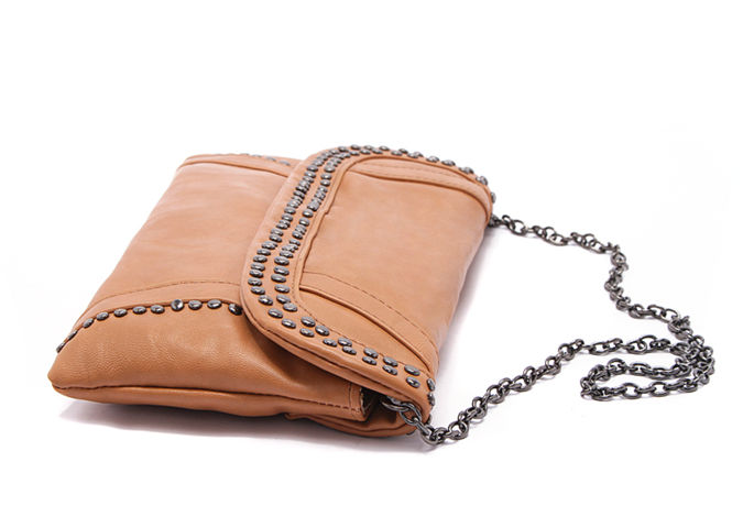 กระเป๋า Clutch มือ TONI BIANCO แบรนด์สุดหรูออสเตรเลีย สีน้ำตาล หนังหรูสุดนุ่ม สายโซ่ ถอดใส่ได้คะ