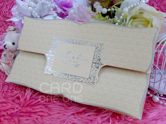 การ์ดแต่งงาน เรียบหรู คลาสิค แนวนอน 3 พับ
