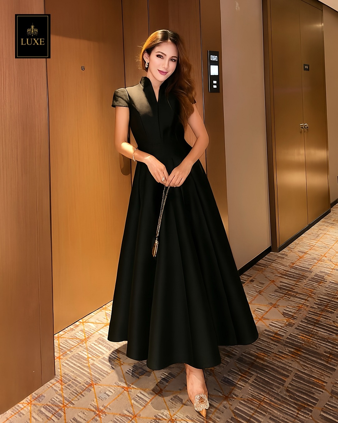 เดรสแฟชั่น เดรสเสื้อคอตั้ง แขนสั้น กระโปรงบาน