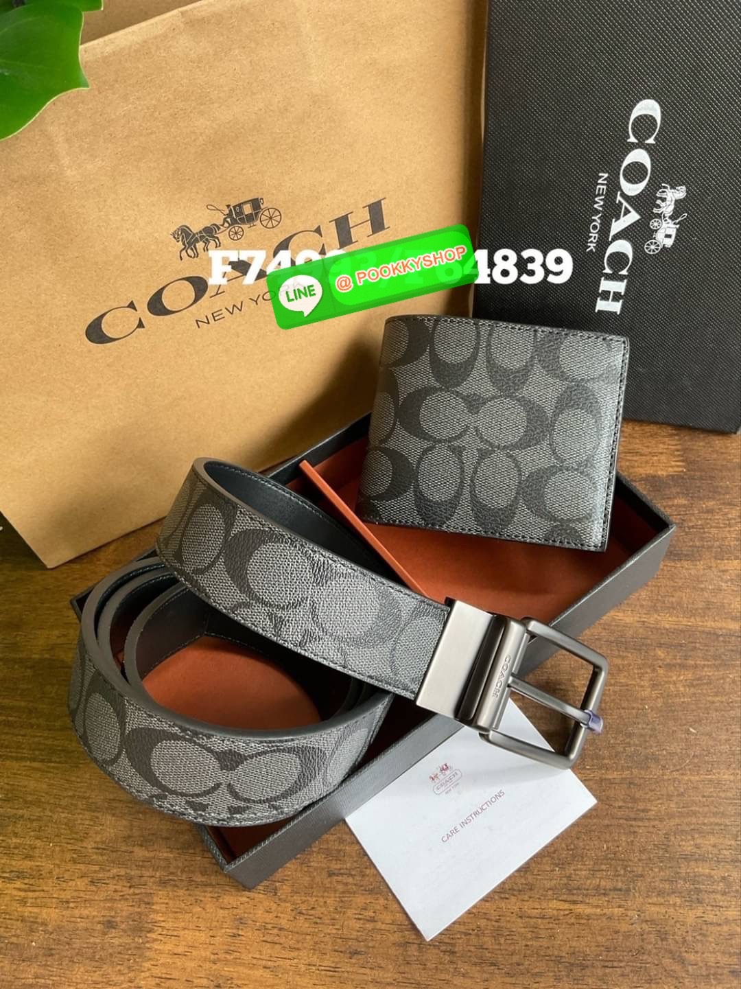 Coach Short Wallet with Belt Set ซื้อ1ได้ถึง 2 💕 Coach Box Set เซตสุดคุ้ม!! มาพร้อมกล่องสุดหรู กระเป๋าสตางค์ + เข็มขัด ชุดกระเป๋าสตางค์ใบสั้น และ เข็มขัด ปั้มโลโก้แบรนด์ คุณภาพดี💕 โดดเด่นด้วยดีไซน์เรียบหรู และ มีเอกลักษณ์เฉพาะตัว กระเป๋าสต