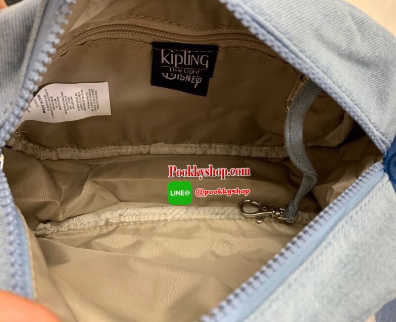 New arrival Kipling Mickey Plus Veni Crossbody Bag >>kipling factory oem HK ✔️1ในคอลเลคชั่น 90 ปี มิคกี้เม้าส์ ค่ะ ✔️พร้อมส่งที่ไทย ไม่ต้องรอพรี !! ✔️กระเป๋าสะพายครอสบอดี้ร์//สะพายข้าง ใบขนาดกำลังดี น่าใช้มากๆค่ะ ✔️แต่ละส