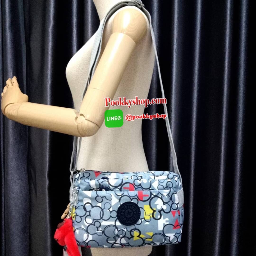KIPLING Mini Crossbodybag กระเป๋าสะพายข้างขนาดกะทัดรัด ผลิตจากวัสดุ Nylon+ Polyester100% มีช่องใช้งานแยกย่อยมากถึง 4 ช่อง -ด้านหน้ามีช่องซิป 2 ช่อง -ช่องหลักโล่ง กว้าง จุของใช้ได้เยอะ -ด้านหลังมีช่องซิปอีก 1 ช่อง มาพร้อมพวงกุญเเจลิง สายสะพายยาวสามารถปรับไ