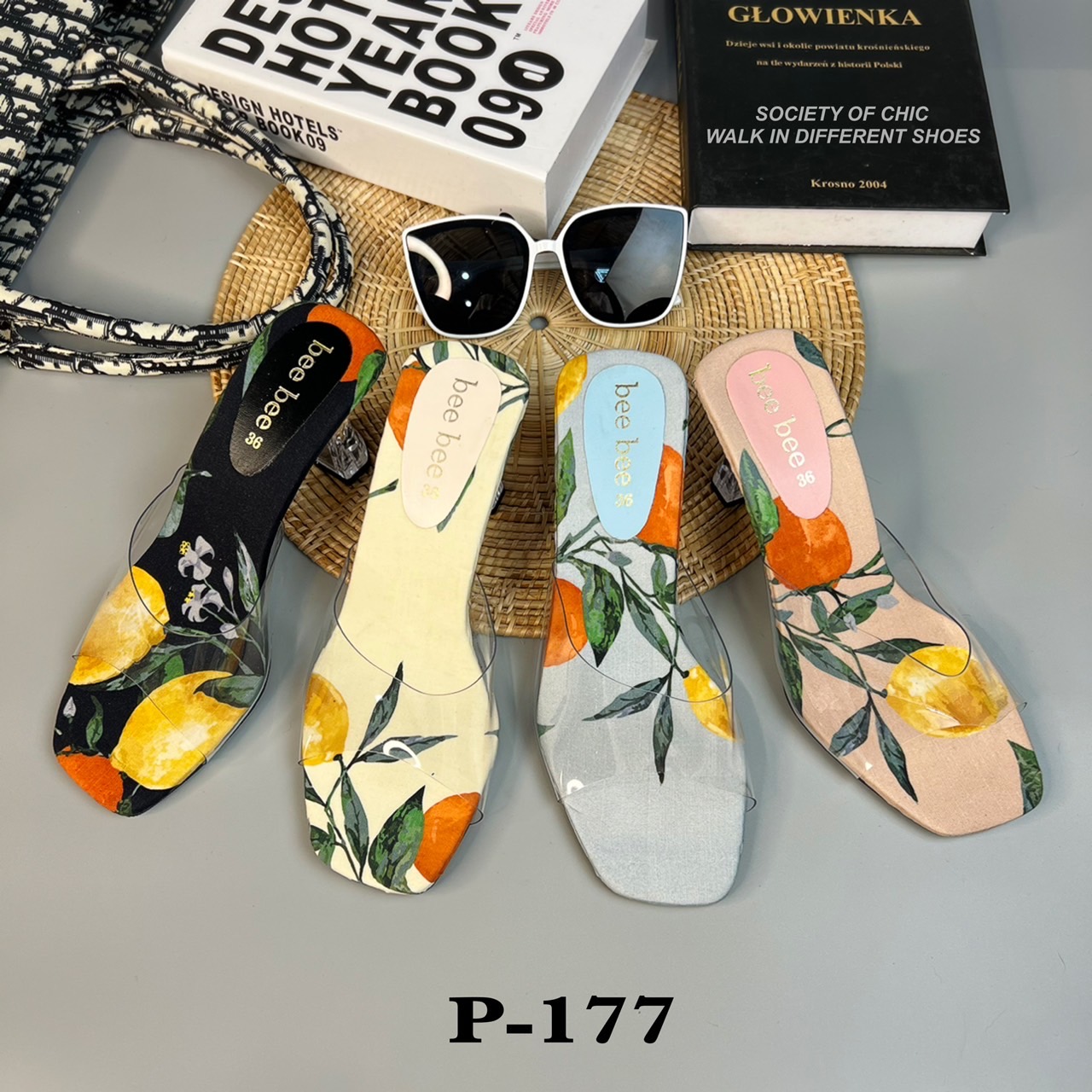 New in ‼️ โอ๊ยยย สวยไม่ไหว งานส้นแก้ว พื้นสวยมากกก ลายน้องส้ม สวยจึ้ง ไปอีก หน้าสวมพลาสติกใส แมทช์ชุดง่าย สูง 2.5 นิ้ว พร้อมสับแล้วไปกันเลยแม่!!!