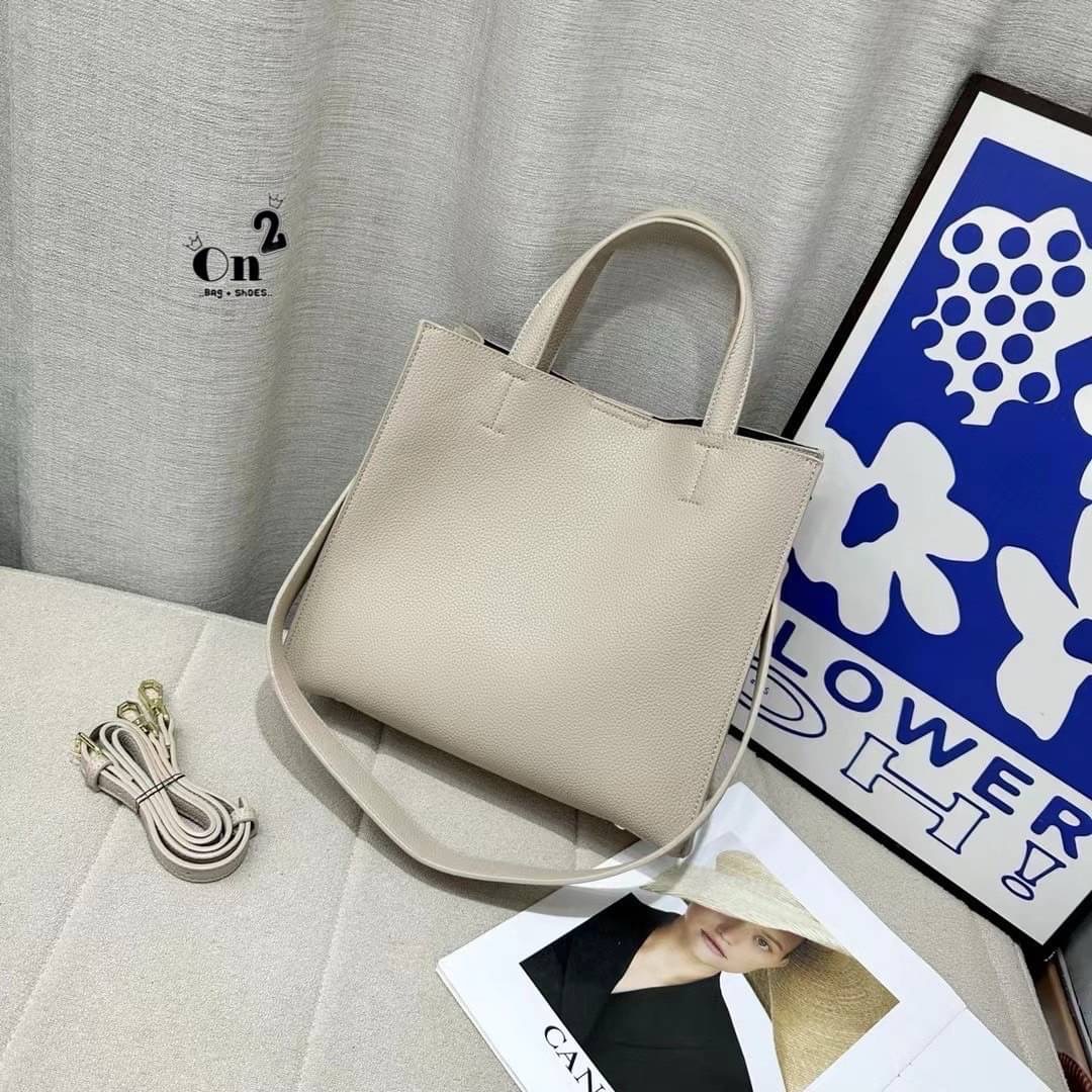 Classic Working PU Bag ▪️กระเป๋าถือ &สะพายข้าง วัสดุเป็นหนัง PU Premium มีสายยาวให้ 2 เส้น ทรงสวยมากก