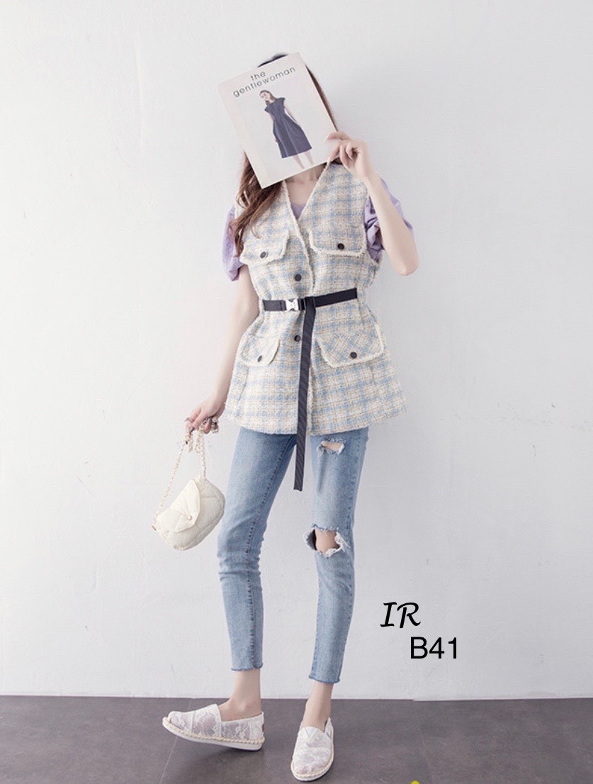 แบบขายดี!!! พร้อมส่ง สินค้านำเข้า เสริมความเก๋ให้ลุคส์ขอบคุณ ด้วยผ้าใบลูกไม้นิ่มลายดอกให้ลุคมอนิมอลสุดชิค พื้นเชือกปอนวมนิ่ม ส้นกันลื่น สายคาเฟ่จ้องจัดเลยนะคะ รุ่นนี้ดีงามจ้า