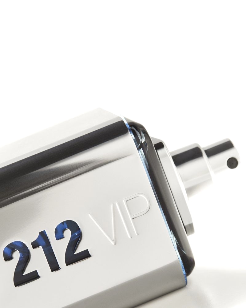 น้ำหอม Carolina Herrera 212 VIP MEN EDT 100ml