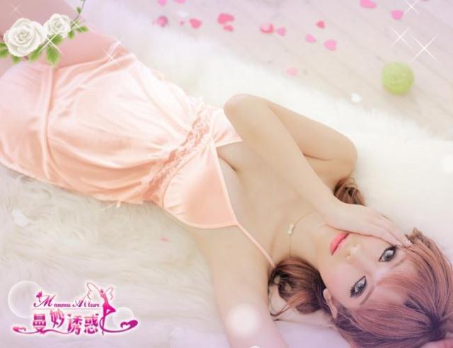 ชุดนอน สายเดี่ยว ชุดนอนเซ็กซี่สายเดี่ยว แต่งลูกไม้ช่วงต่อกลางอก ผ้าซาติน และG-string สีApricot โอรสอ่อน เข้าชุด ดูหรูหรา ไฮโซ สไตล์คุณหนูมากๆคะ