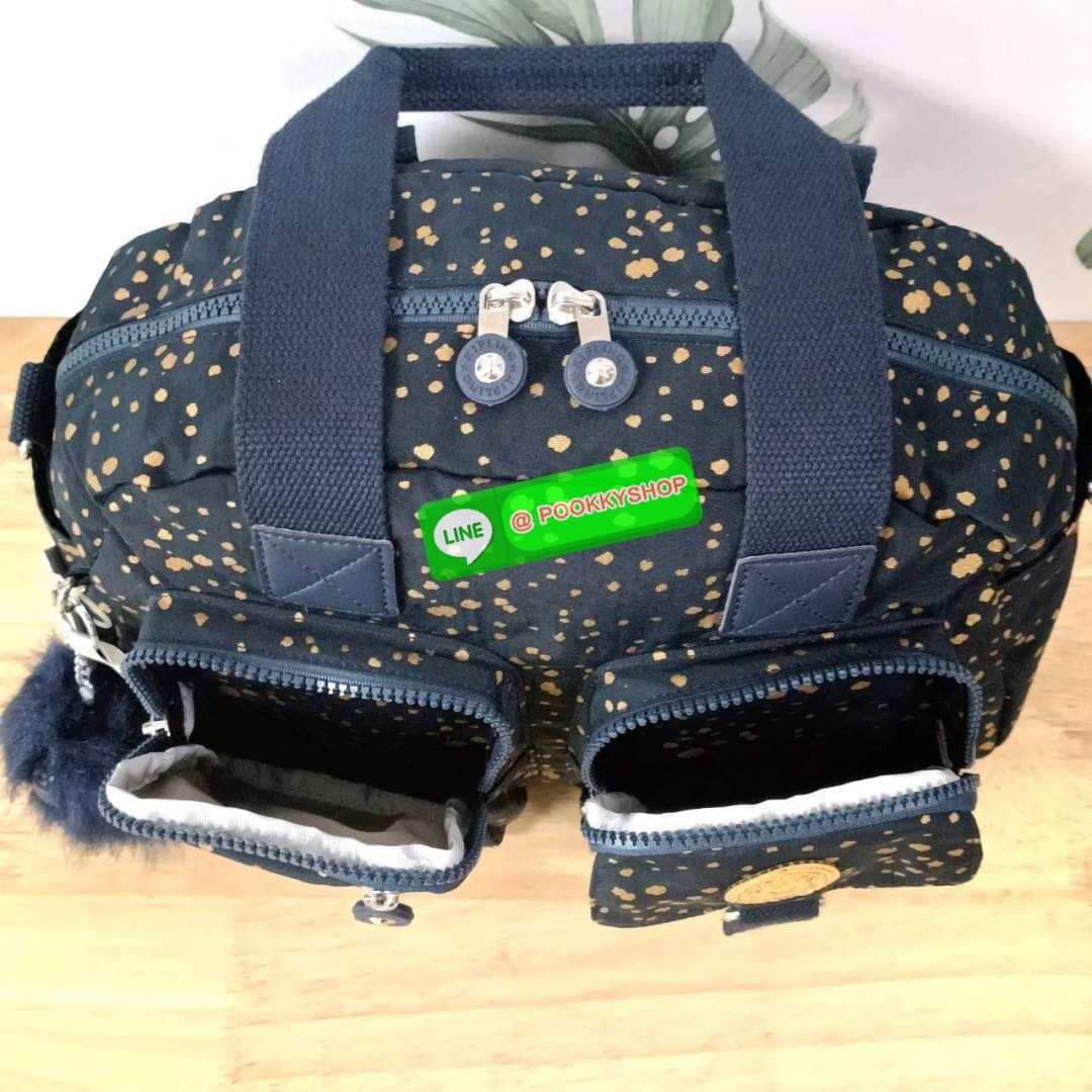 Kipling Women’s Defea Top-Handle Bag (ผ้าหนา) กระเป๋าถือหรือสะพายจาก Kipling วัสดุทำจาก Nylon + Polyester