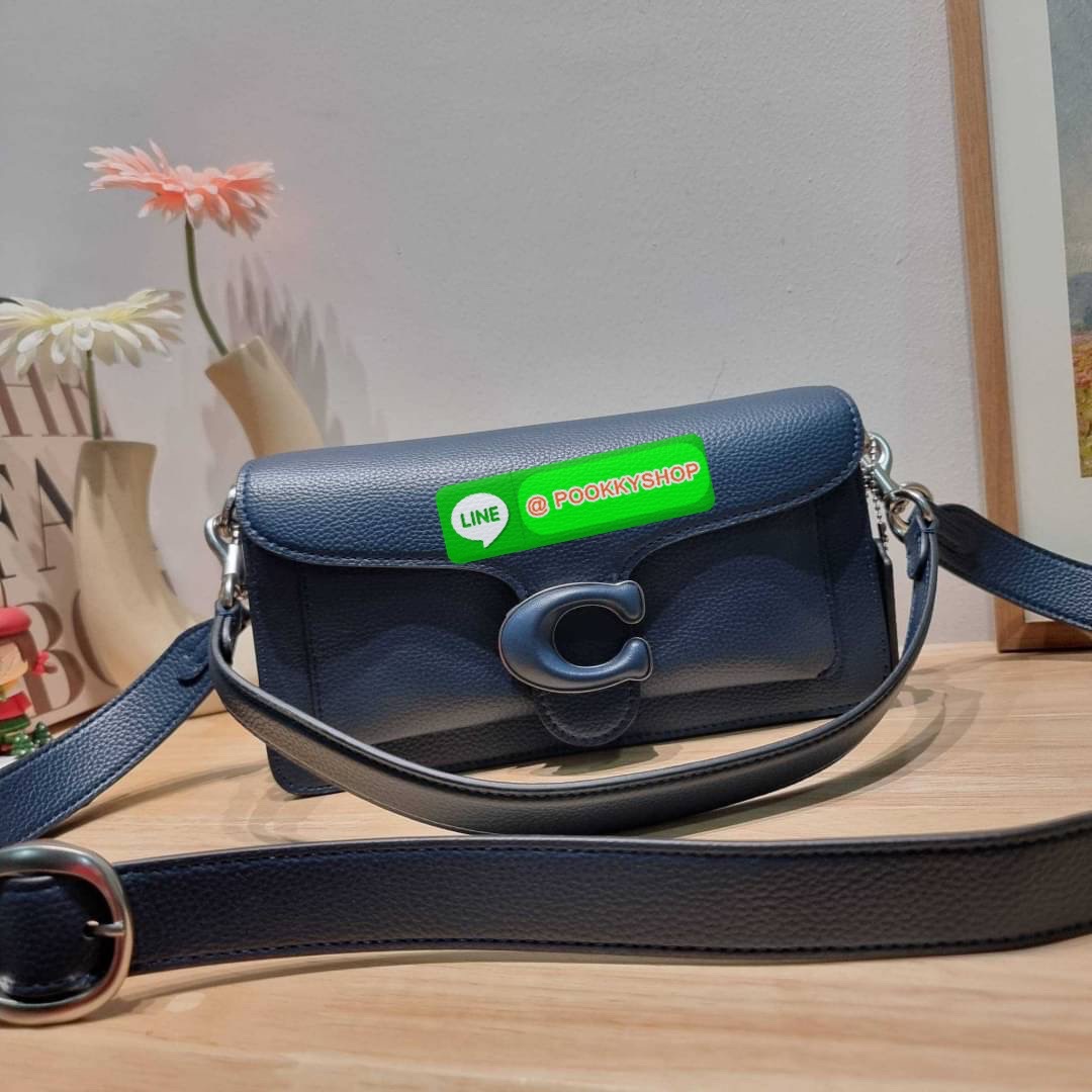 COACH CH735 TABBY SHOULDER BAG 26 🔆 Details ดีไซน์ใหม่ปี 2023 กับกระเป๋าสะพายไหล่สุดฮอต วินเทจย้อนยุค สวยคมชัด คลาสสิคใช้ได้ทุกลุค เปิด-ปิดด้วยแม่เหล็กในตัว รับรองแน่นหนา ด้านหลังมีช่องแยก ภายในเป็นช่องโล่ง ขนาดกำลังสวย มีสายสะพายมาให้ถึง 2 แบบ สา