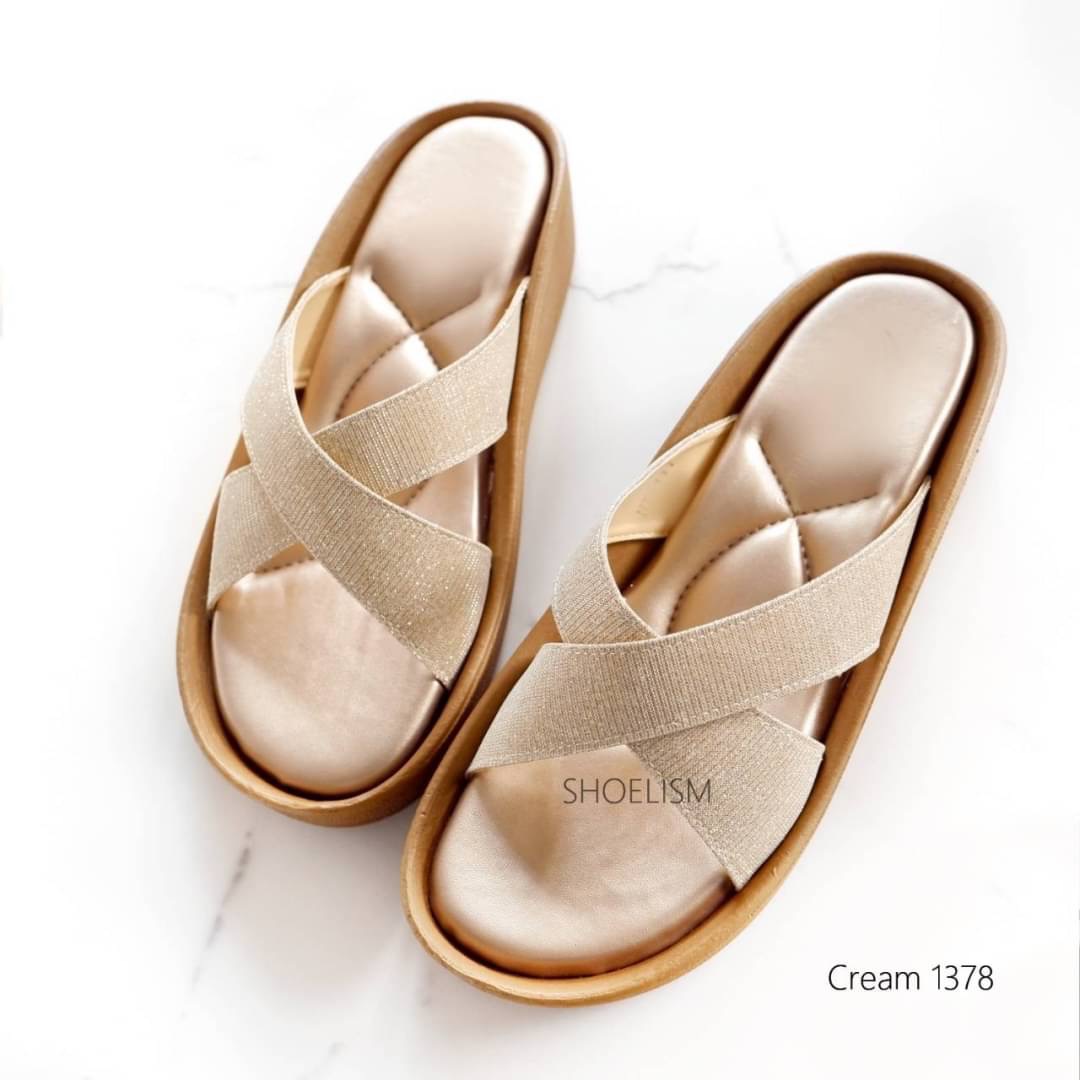 รองเท้าลำลองส้นเตารีด หนังนิ่ม แบบหน้าไขว้ สวยทุกองศา น้ำหนักเบา พื้นนิ่ม ใส่สบาย งานขายดี ที่ใส่ได้ตลอดทุกวัน!