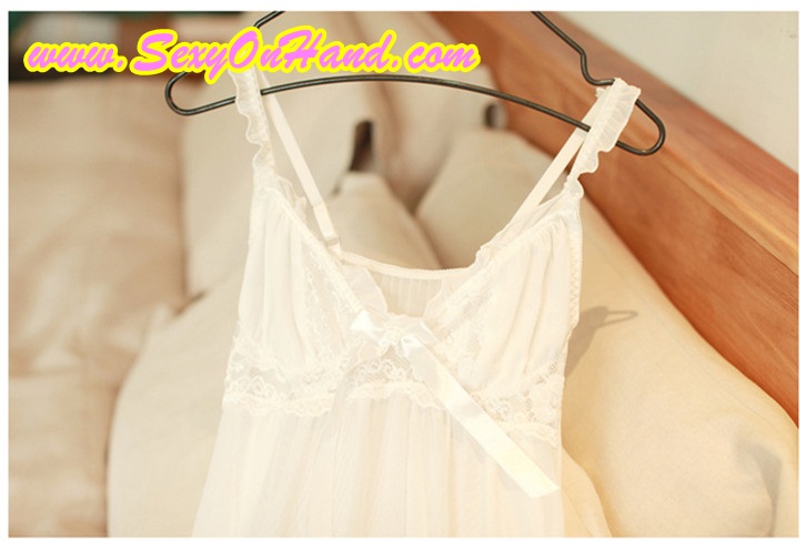 ชุดนอนซีทรู สีขาว เกรดพรีเมี่ยม งานหรู สินค้าญี่ปุ่น เกรดไฮโซ สุดๆ สวยใส ลุคนางฟ้ามากๆเลยคะ