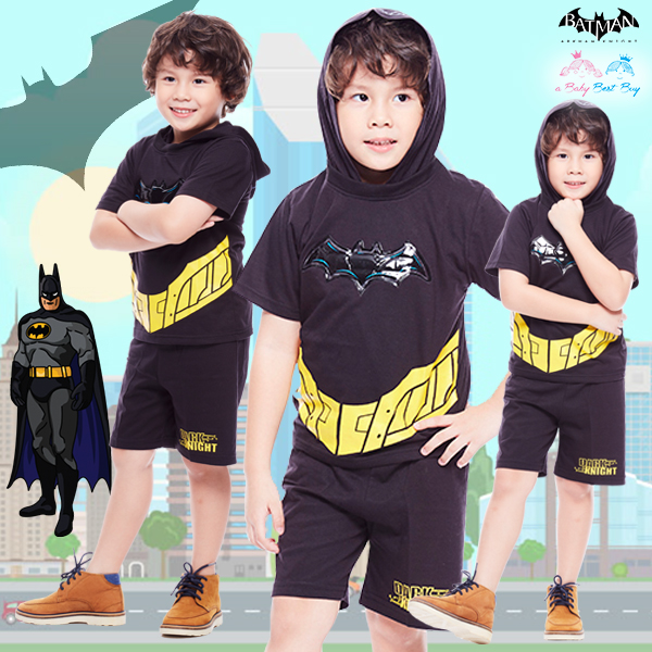 ฮ ( 3-4-5 ปี ) ชุดแฟนซี เด็กผู้ชาย Bat Man สีดำ เสื้อแขนสั้น มีตัวค้างคาวไฟกระพริบตรงหน้าอก มีหมวก(ฮู้ด) สกรีนลายหน้ากาก กางเกงขาสั้น ชุดสุดเท่ห์ ใส่สบาย ลิขสิทธิ์แท้ (สำหรับเด็ก3-4-5 ปี)
