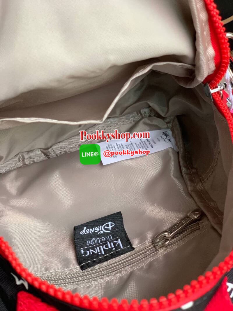 Kipling BRight Disney's Minnie Mouse And Mickey Mouse รุ่น Mini Backpack เป็นได้ทั้งทรงcrossbody และmini Backpack พร้อมสายสะพาย2เส้น ปรับฟรีไซส์ได้ สามารถน้ำหนักเบา วัสดุ100% Polyamide ดีเทลน่ารักๆจากบรรดามิคกี้และมินนี่ที่มาวาดลวดลายลงบนกระเป๋าให้ดู
