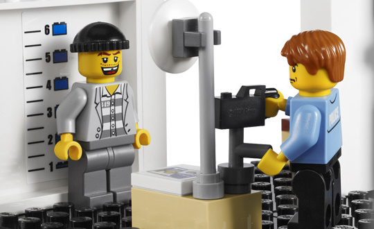 LEGO 7498 : Police Station กล่องยับจากการขนส่ง