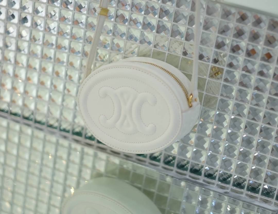 (Megaphone) มาอีกรอบละจร้าาา 💥ซีรีน ชนช๊อป สุดปังอลังการงานสวยงานดีหนังเลิศ โลโก้หนานูนหาที่ติไม่ได้ ได้งานไปแล้วต้องกรี๊ดๆๆ