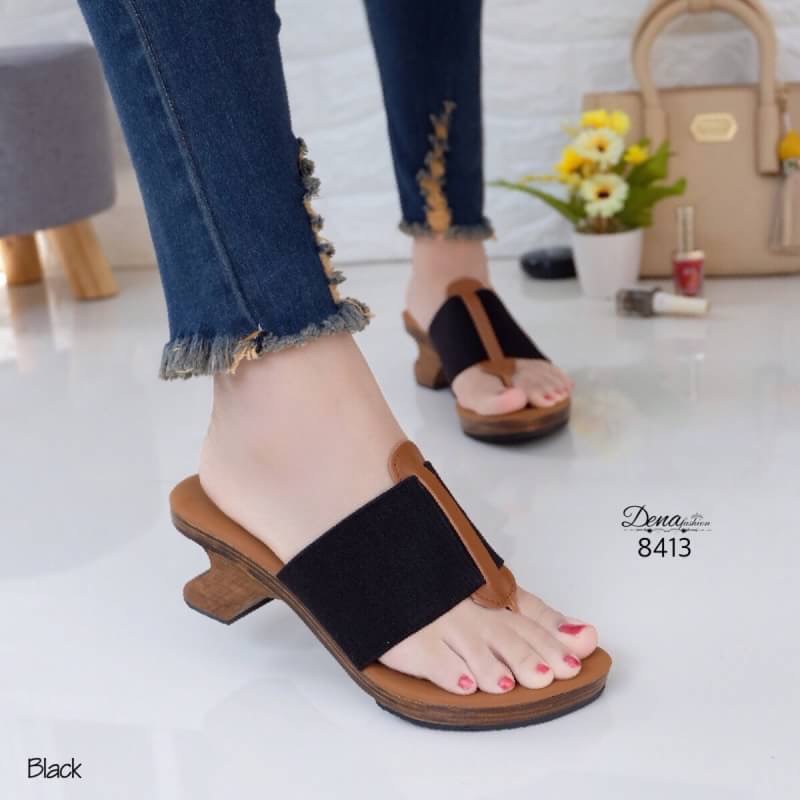 8413 เกี๊ยะไม้ งานใหม่ส้นเกี๊ยะไม้ จัดมาอีกแล้ว ดีเทลหูคีบสวมใส่กระชับเท้าให้ความรู้สึกนุ่มหน้าเท้าด้วยน้า งานส้นไม้แท้ที่สาวๆต้องปิ้ง