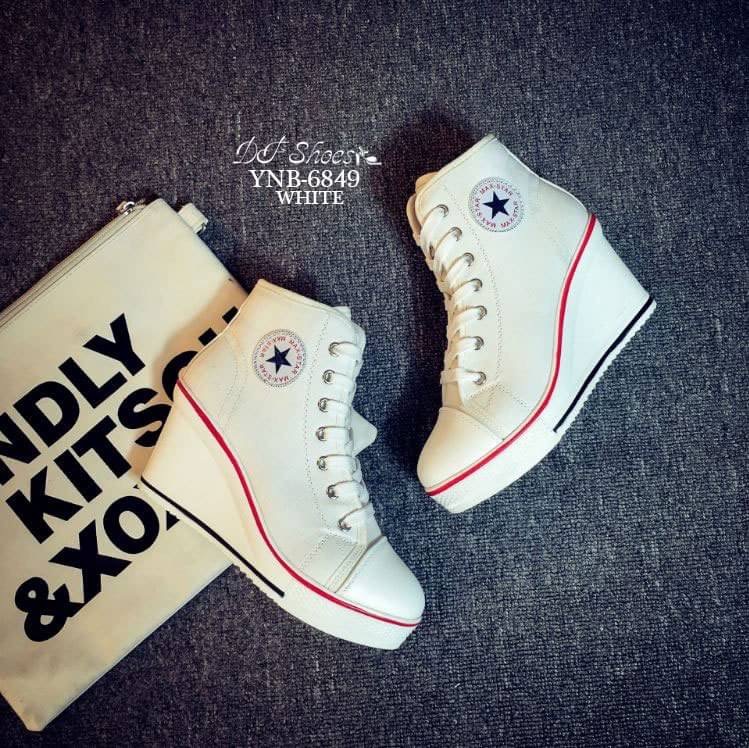 แบบใหม่พร้อมส่ง รองเท้าผ้าใบหุ้มข้อนำเข้าเสริมส้น Style Converse วัสดุผ้าแคนวาส ส้นPU มีซิปด้านข้างใส่ง่าย ทรงสวยฮิตขนาดนี้ รีบจองกันนะคะสาวๆ