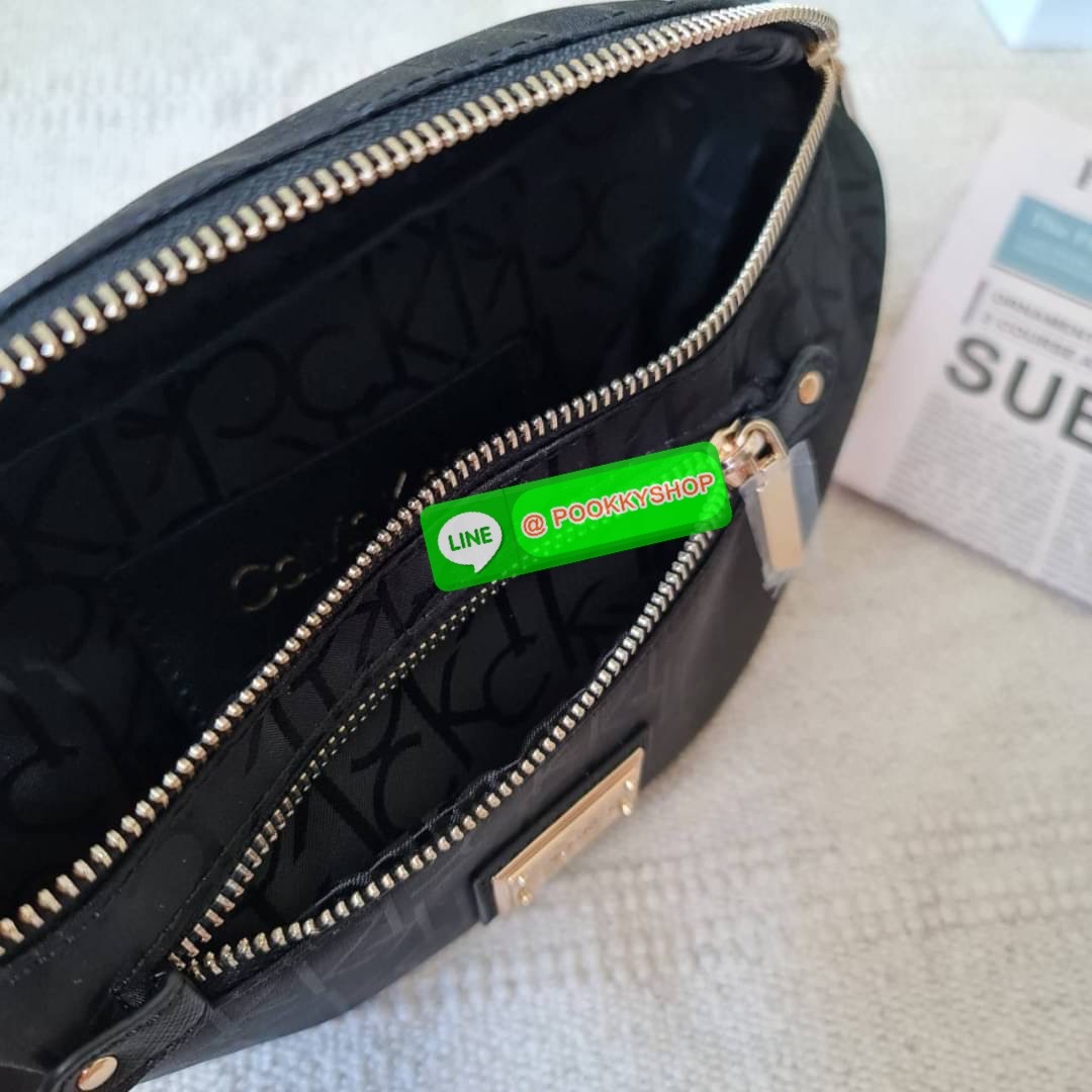 Ck คาดอก คาดเอว สุด cool มาเสิรฟ์ 3 สีสวยๆ เลย ใส่ของได้ถึง 2 ช่องด้วยกัน สายปรับระดับได้เยอะมากค่ะ