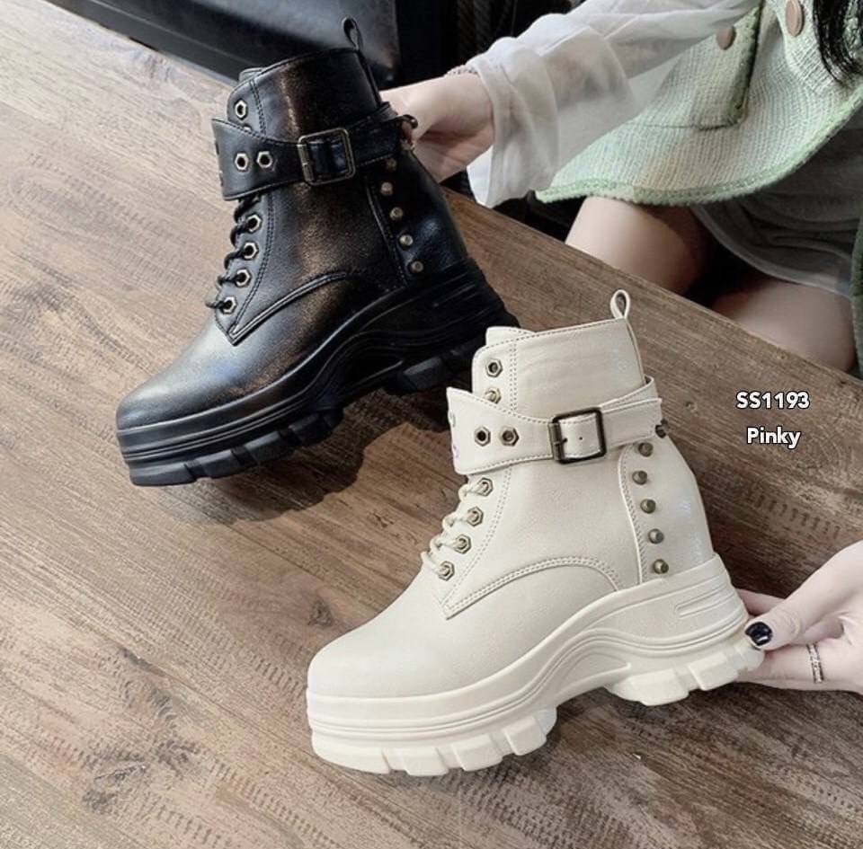 บู้ทผ้าใบเสริมส้น ss1193 งานนำเข้าสุดเท่ห์ ชิคมาก สาวๆใส่แล้วดูเก๋ เท่ห์ ดูดีสุดๆ หนัง pu พื้นนิ่ม อะไหล่ไฮเอนตั้งแต่เชือกผูก หมุดทองไม่มีหลุด งานดี ประณีตทุกจุด