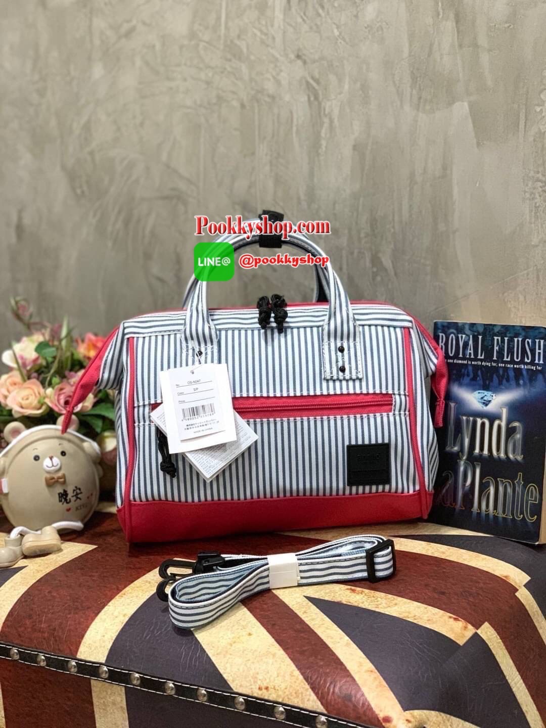 ANELLO MINI SHOULDER BAG MULTI COLOR OS-N047 กระเป๋าสะพายข้าง Multi Colors Collection สีสันสดใสสะดุดตา มี Logo เป็นยางนูนสีดำตัดกับสีกระเป๋า ทำให้ดูน่าใช้มากยิ่งขึ้น (Lining anello) วัสดุpolyester มีลักษณะเฉพาะตัวด้วยสี Two Tone ทั้งตัวกระเป๋า,ซิป,ก้นกระเ