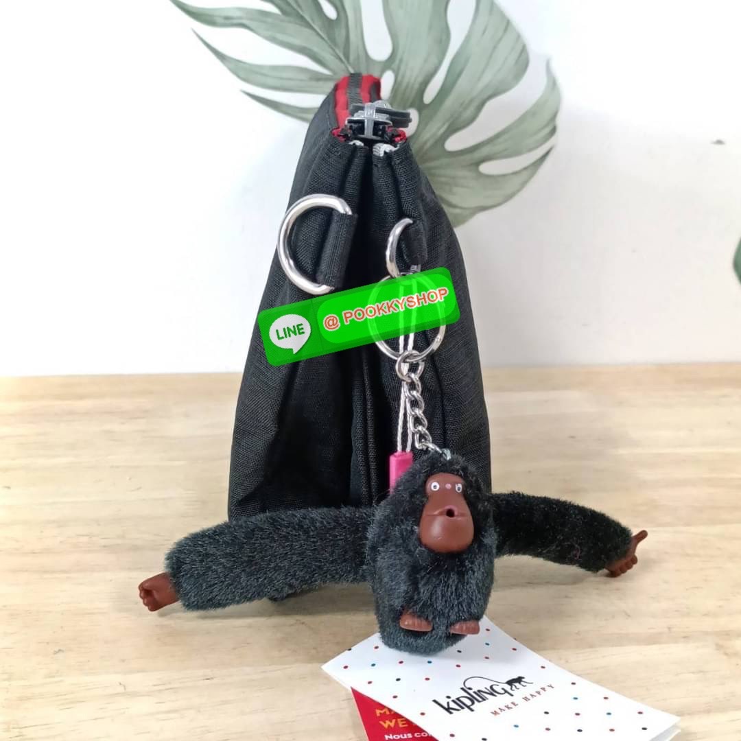 KIPLING Creativity X Crossbody Bag กระเป๋าสะพายวัสดุ Nylon&Polyester 100% ขนาดกำลังน่ารัก เปิดปิดด้วยซิป มา พร้อมพวงกุญเเจลิงน้อย ด้านในมีช่องใส่ของ2ชช่อง เพิ่มตรงกลางมีช่องซิปอีก1ช่อง มีสายคล้องพวงกุญแจ ใส่ของได้จุมาๆเลยค่ะ มีสายสะพายยาวเลื่อนปรับระดับได