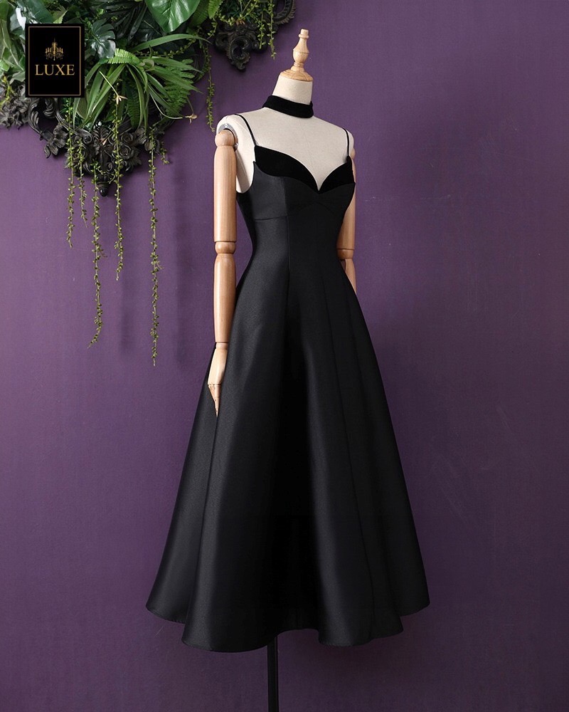 เดรสแฟชั่น เดรสเสื้อสายเดี่ยว ดีเทลหน้าอกโค้ง ซ้อน2เลเยอร์