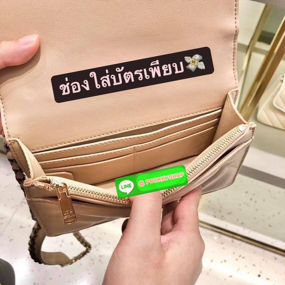 กระเป๋า Lyn งานเซตสะพายข้าง แถมกระเป๋าสตางค์ คอลเล็คชั่นใหม่ ซื้อ 1 ได้ถึง 2