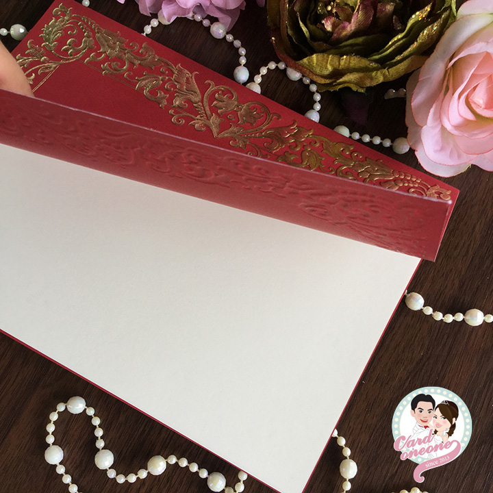การ์ดแต่งงานพรีเมี่ยม คลาสสิคสีแดง