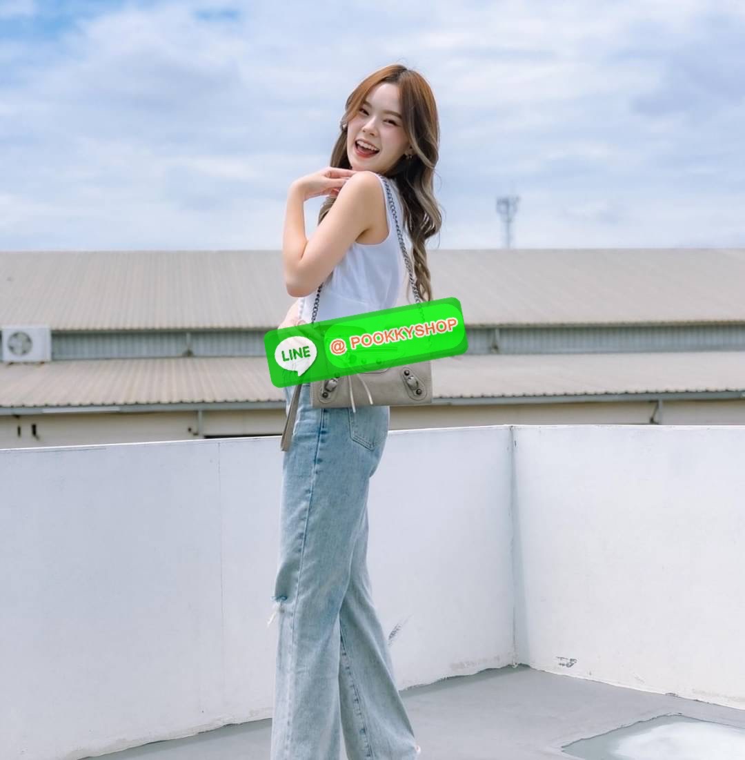 กระเป๋า 𝗖𝗥𝗢𝗦𝗦 𝗕𝗢𝗗𝗬 & 𝗖𝗟𝗨𝗖𝗧𝗛 𝗕𝗔𝗚 รุ่นขายดีเข้าเพิ่มตามคำเรียกร้องค่า รอบนี้ ทำสีออกมา 2 สีโทนเย็นตัดกับอะไหล่สีด