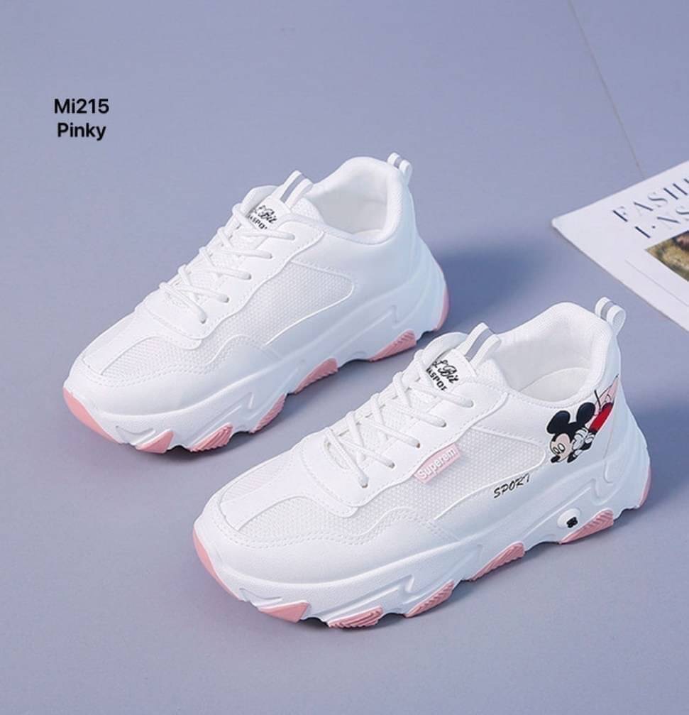 พร้อมส่ง Mi215 รอบ 2 ครบไซส์ ผ้าใบมิกกี้เมาส์ Mi215 งานนำเข้าแบบสวย งานดีมาก แบรนด์ suprem เพิ่มแบรนด์ Mickey ที่สาวๆชื่นชอบมาอีก แบรนด์หนักๆ ในราคาเบามากกก ผลิตจาก pu เกรดดีที่สุด ด้านในบุนิ่ม พื้นนิ่มมาก แต่งสีสวยเด่น ใส่เล่น หรือใส่วิ่งได้ ใส่กับชุดไหน