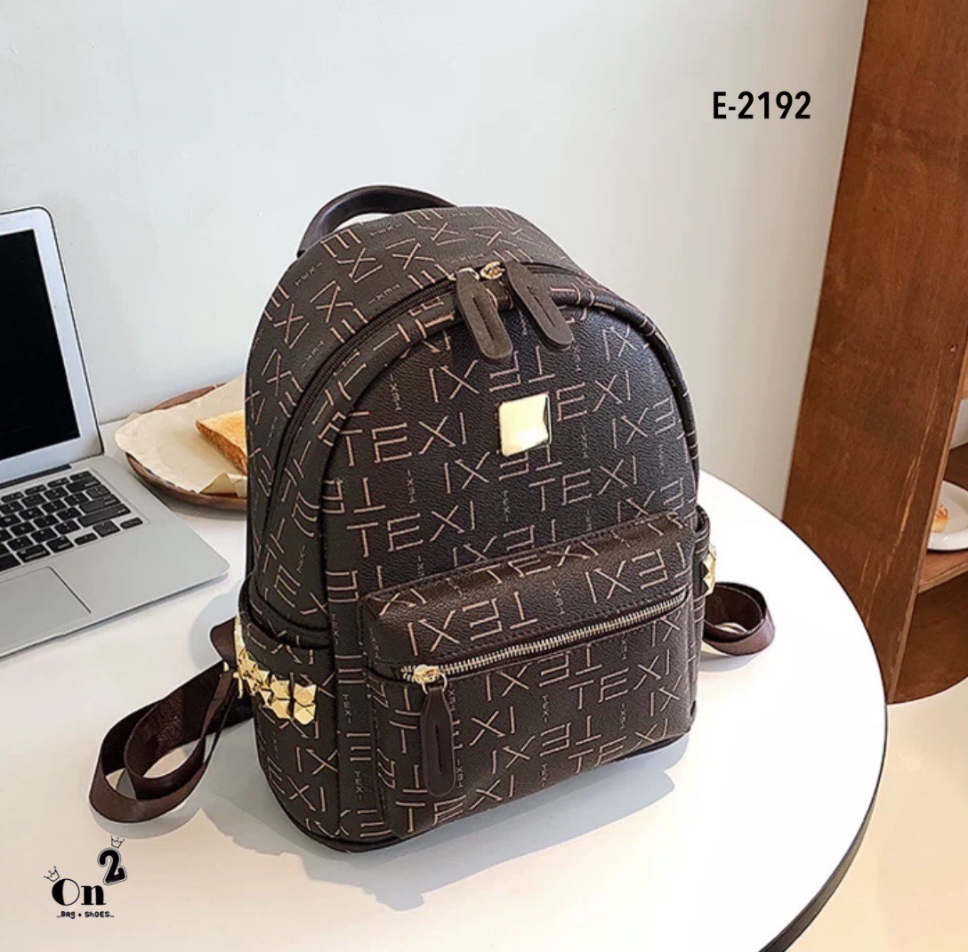มาแล้วค่า เป้ Collection ใหม่ล่าสุด สวยไม่ไหว รุ่น everyday bag เป้ได้ สะพายได้พกใบเดียวจบ งานซิปใช้งานง่ายค่า
