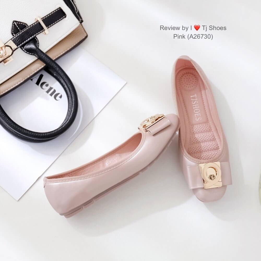 ใครชอบแนวเกร๋ๆ ใส่นุ่มเบาสบายจัดคู่นี้เลยจร้า พร้อมส่งรองเท้าคัชชูเพื่อสุขภาพ รุ่นนี้เป็นงานสั่งทำพิเศษใช้วัสดุคุณภาพดีทั้งหมด หนังนิ่มสุดๆ ส้นเกรด A น้ำหนักเบา บิดงอได้ใส่แล้วยืดหยุ่นตามเท้า พื้นบุนิ่มมีรูระบายอากาศทำให้ไม่อับเท้า ใส่นุ่มเดินทั้งทั้งวันไ