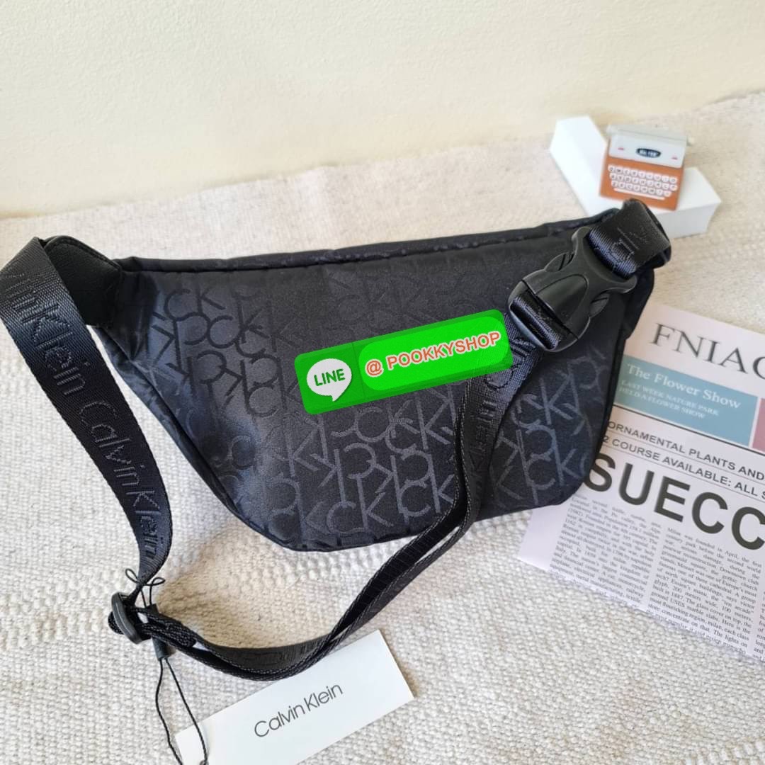 Ck คาดอก คาดเอว สุด cool มาเสิรฟ์ 3 สีสวยๆ เลย ใส่ของได้ถึง 2 ช่องด้วยกัน สายปรับระดับได้เยอะมากค่ะ