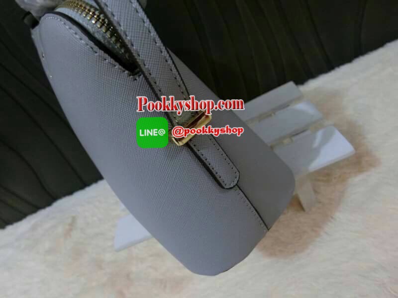 KATE SPADE CEDAR STREET MANDY แบรนด์ดังจากอเมริกาสุดฮิต กระเป๋าขนาดน่ารัก สะพายข้าง หนัง saffiano ภายในลายสวยเก๋สีทองเรียบหรู ทรงแข็งอยู่ทรง MUST HAVE!!